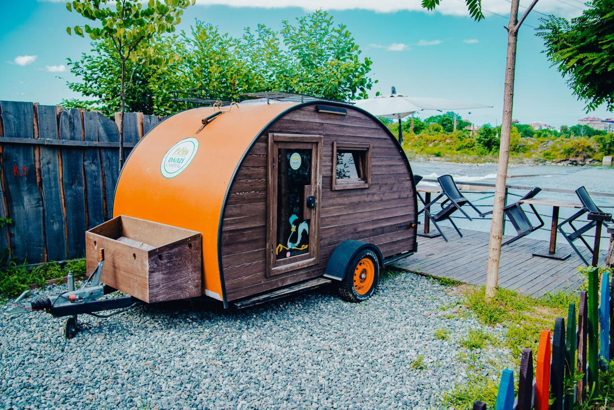 Danzi Camping Tiny House Hotel Rize Eksteriør billede